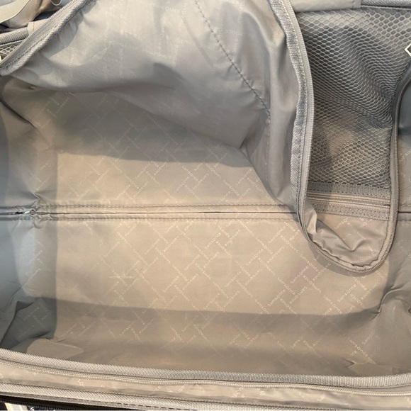 Samsonite Gray Suitcase - Picture 11 of 16